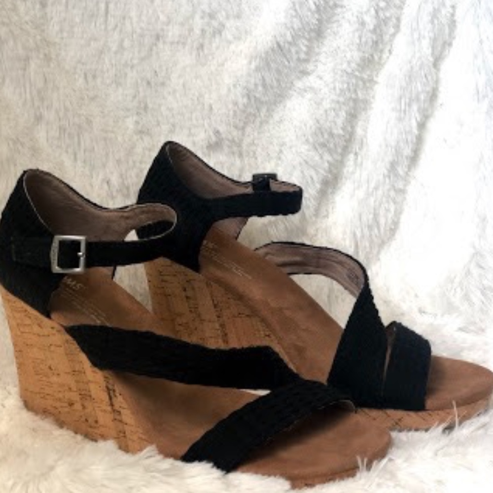 Toms Wedges